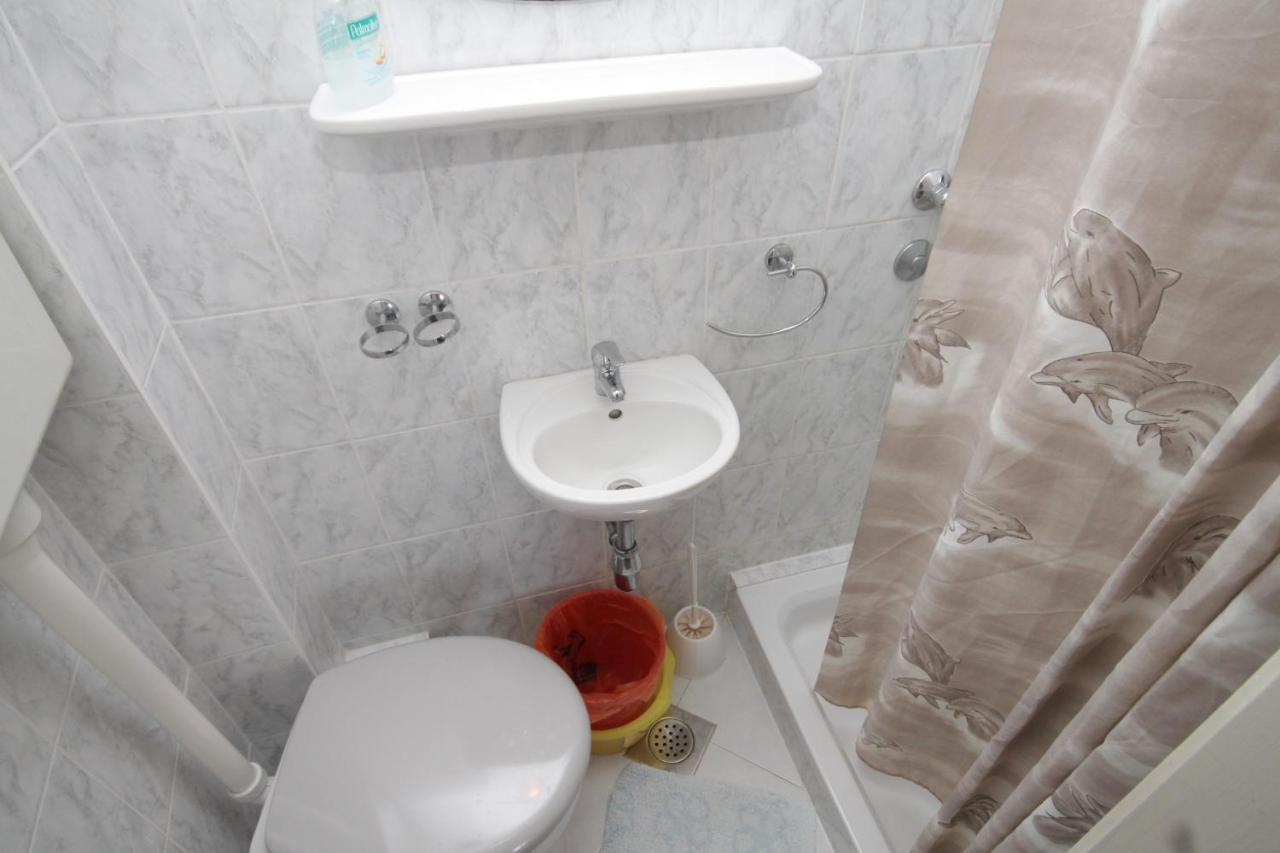 Apartments And Rooms By The Sea Komiza, Vis - 2431 외부 사진