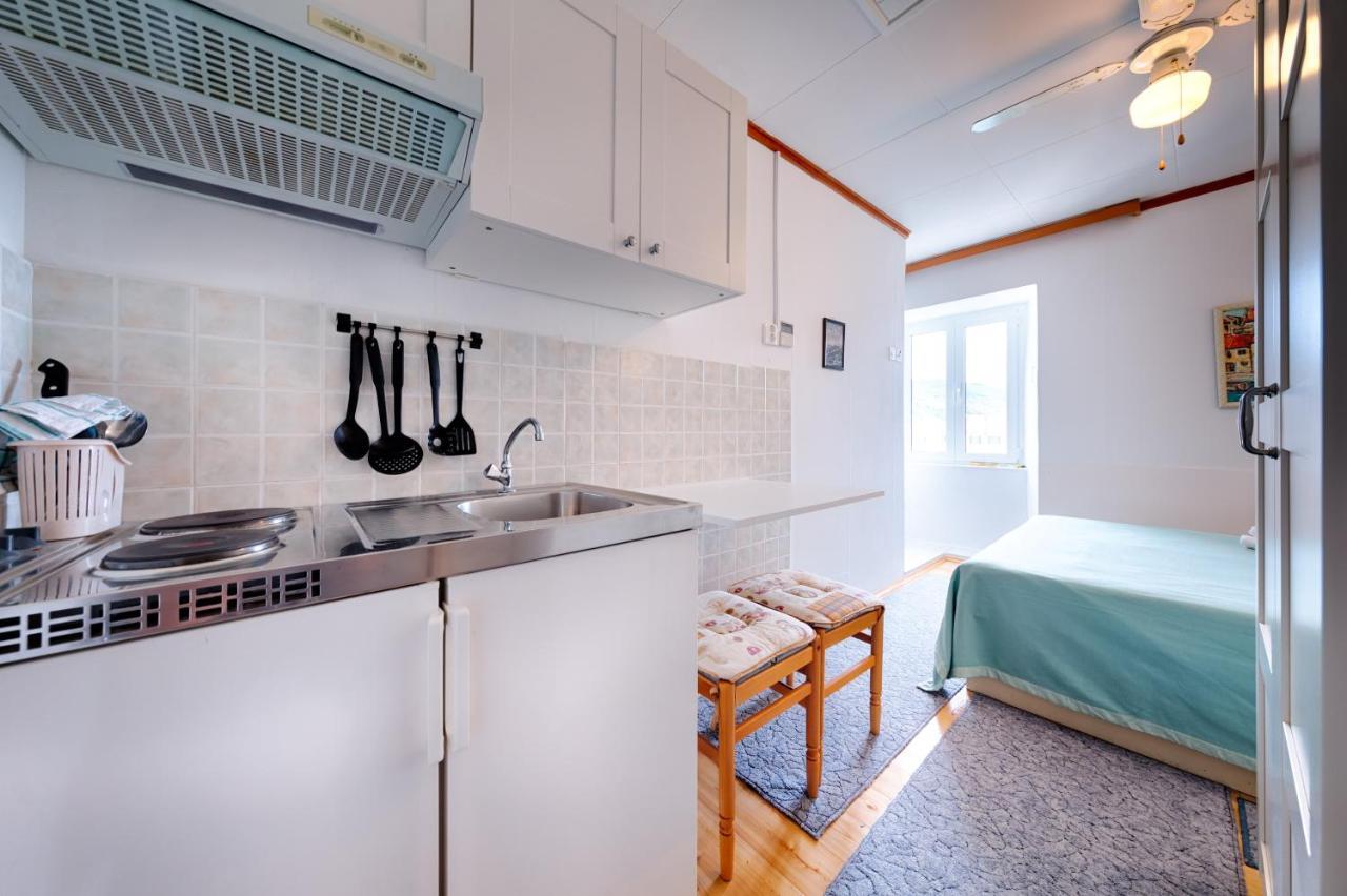 Apartments And Rooms By The Sea Komiza, Vis - 2431 외부 사진
