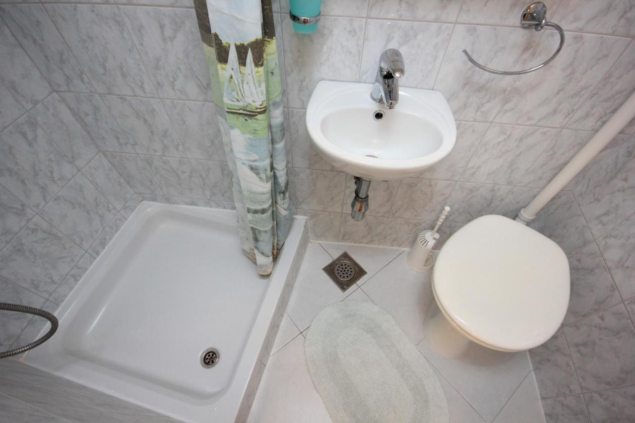 Apartments And Rooms By The Sea Komiza, Vis - 2431 외부 사진
